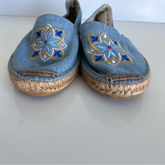 Viscata Women’s Denim Embroidered Espadrilles - Picture 3 of 10